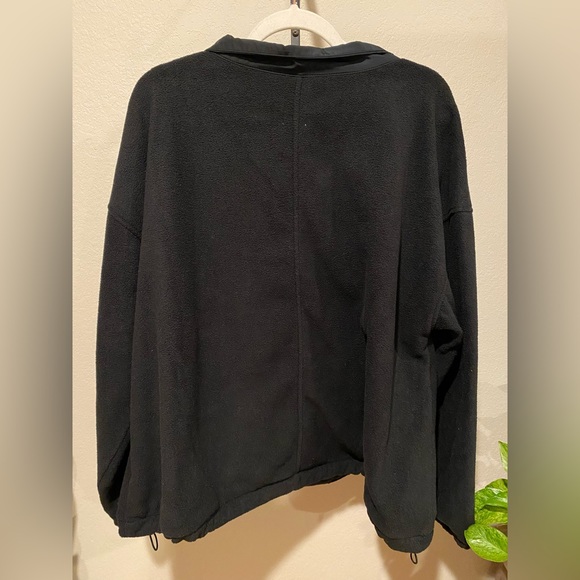 NWT Amazon Essential Women’s Relaxed Fit  Microfleece High Neck Black Pu… - Picture 3 of 9